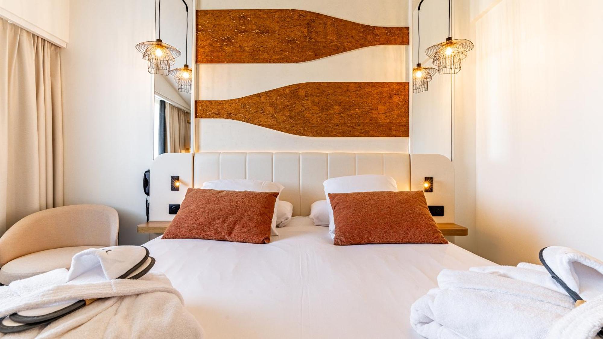 Mercure Beaune Centre Hotel 4*